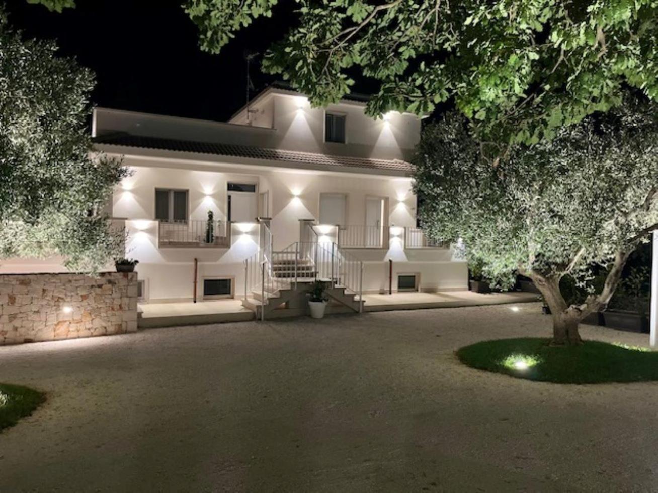 Casa Vacanze 'La Quercia' Чистернино Экстерьер фото